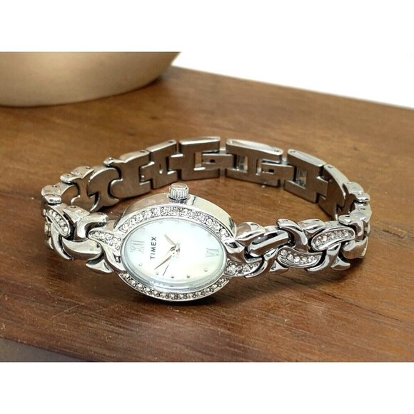 Timex Women's Watch TW2T49700 Quartz Mother of Pearl Silver Steel Oval Petite - Picture 7 of 13